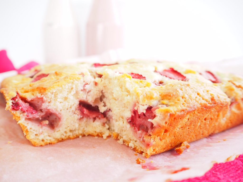 Strawberry Yoghurt Cake This Is Cooking For Busy Mumsthis Is Cooking