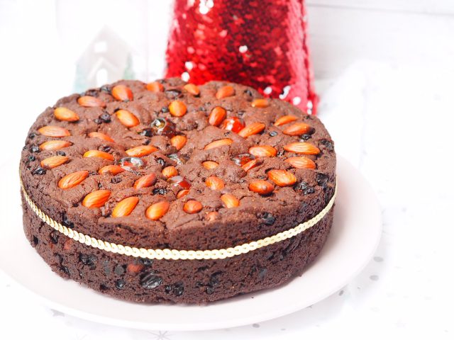 Chocolate Fruit Cake - This Is Cooking for Busy MumsThis Is Cooking for ...